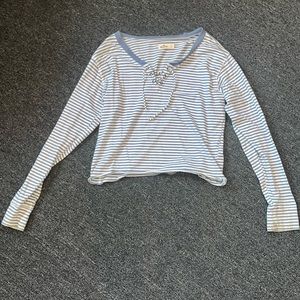 Women’s Hollister blue and white long sleeve size Small
